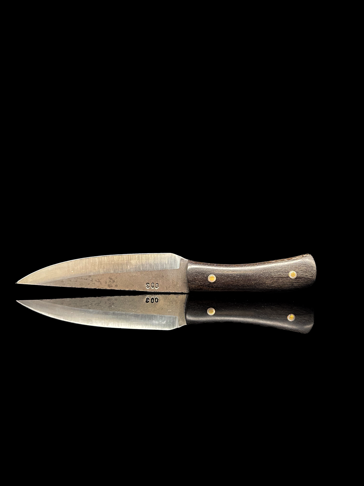 Tatlá 003, schwarz stabilisierte Platane