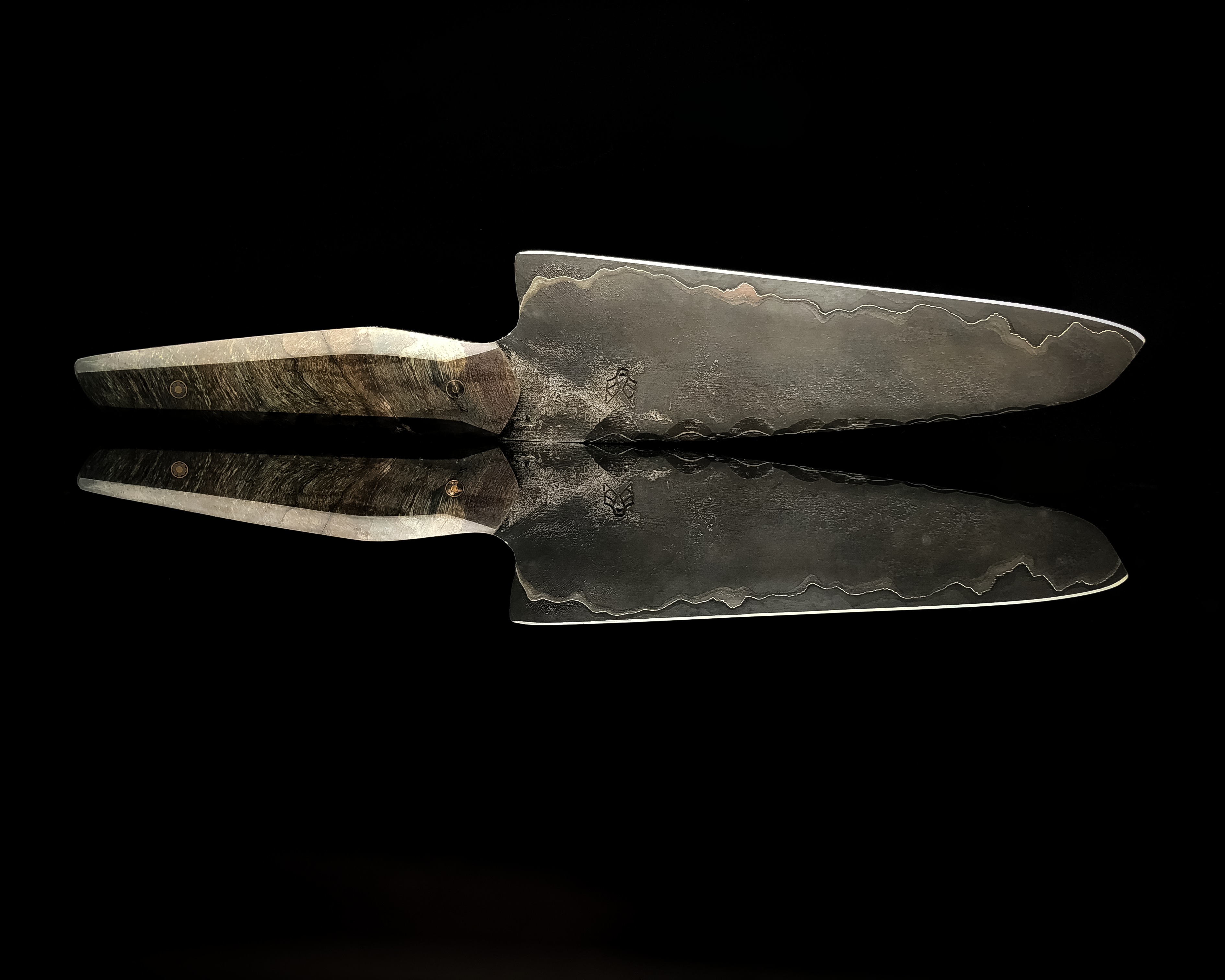 Magst du altes Messer mit stabilisiertem Griff aus Pappel.